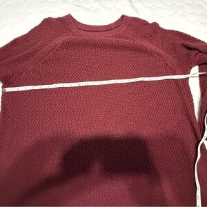 Old Navy Women's Burgundy Crew Neck Sweater